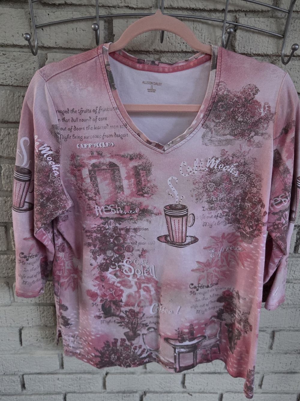 Allison Daley Pink Graphic V-Neck Top - Picture 2 of 9